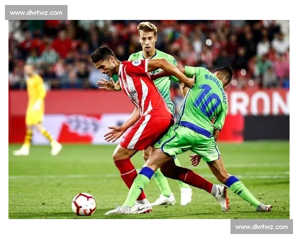 迪马济奥：罗马重燃边锋引援战火，锁定贝蒂斯飞翼阿布德